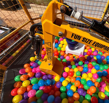 mini-ex fun dig ball pit